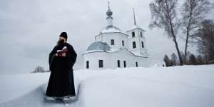 Сонник священик, до чого сниться священик уві сні